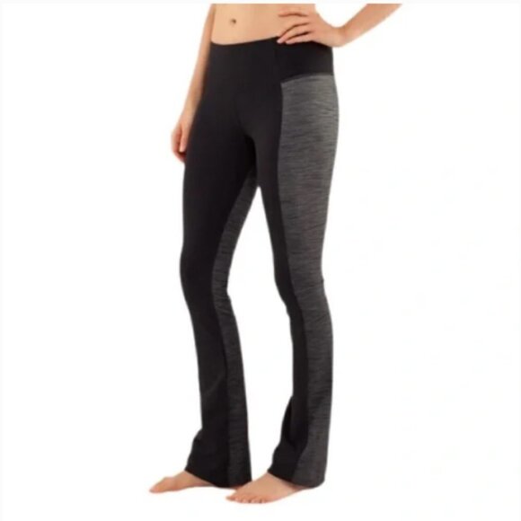Lululemon Barre Pulse Pant Black Reversible Slub Denim Black size 2 W5976R - Picture 1 of 11